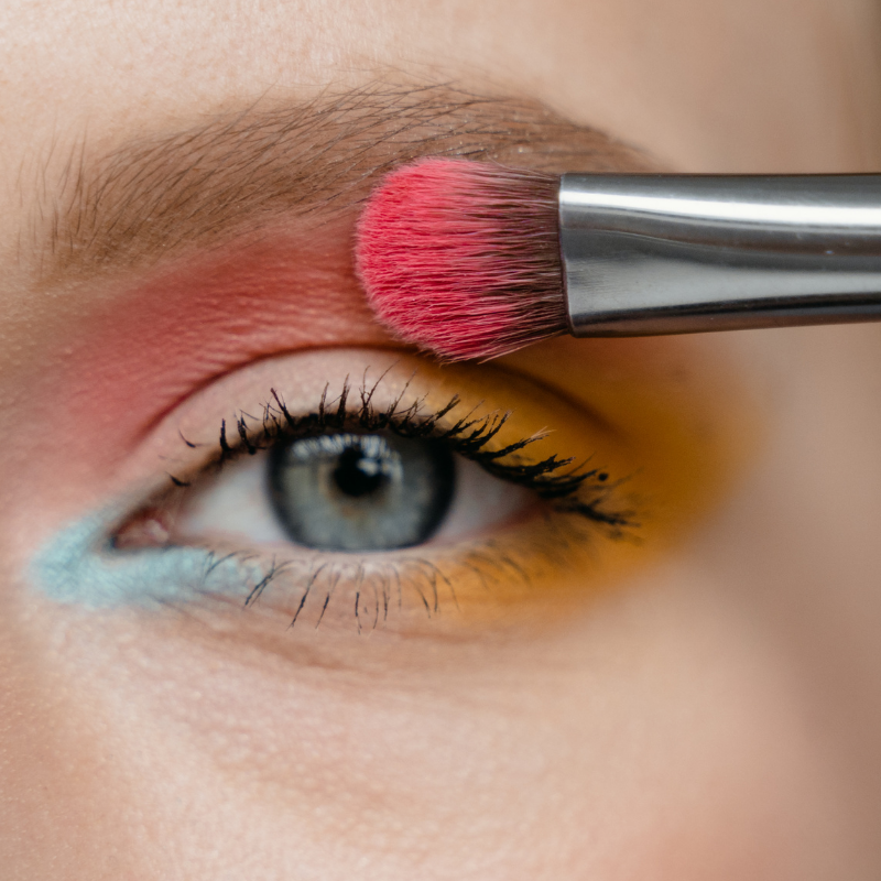 beauty grid 7 eye with makeup brush